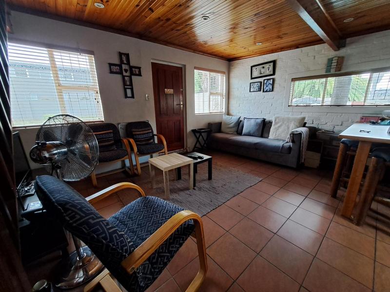 To Let 1 Bedroom Property for Rent in Arauna Western Cape